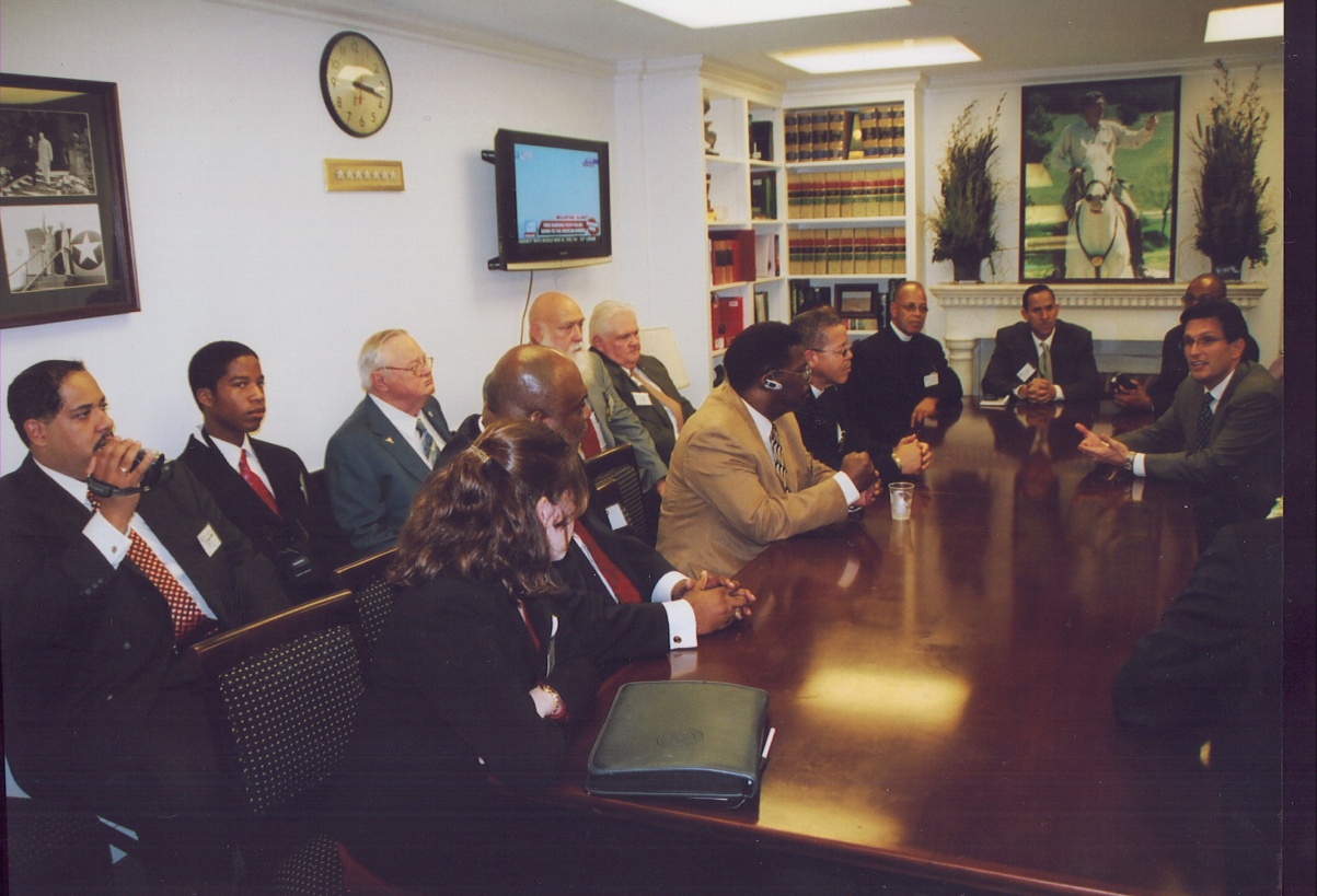 Congressman_Eric_Cantor_with_Pastors_at_The_Capitol2