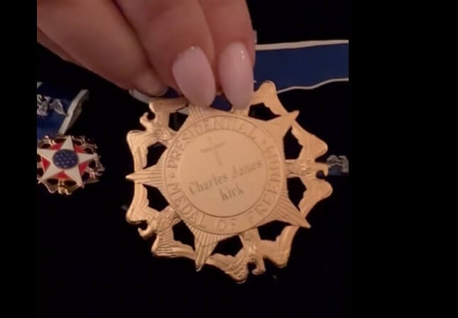 Historic First: Christian Cross Engraved on Charlie Kirk’s Presidential Medal of Freedom